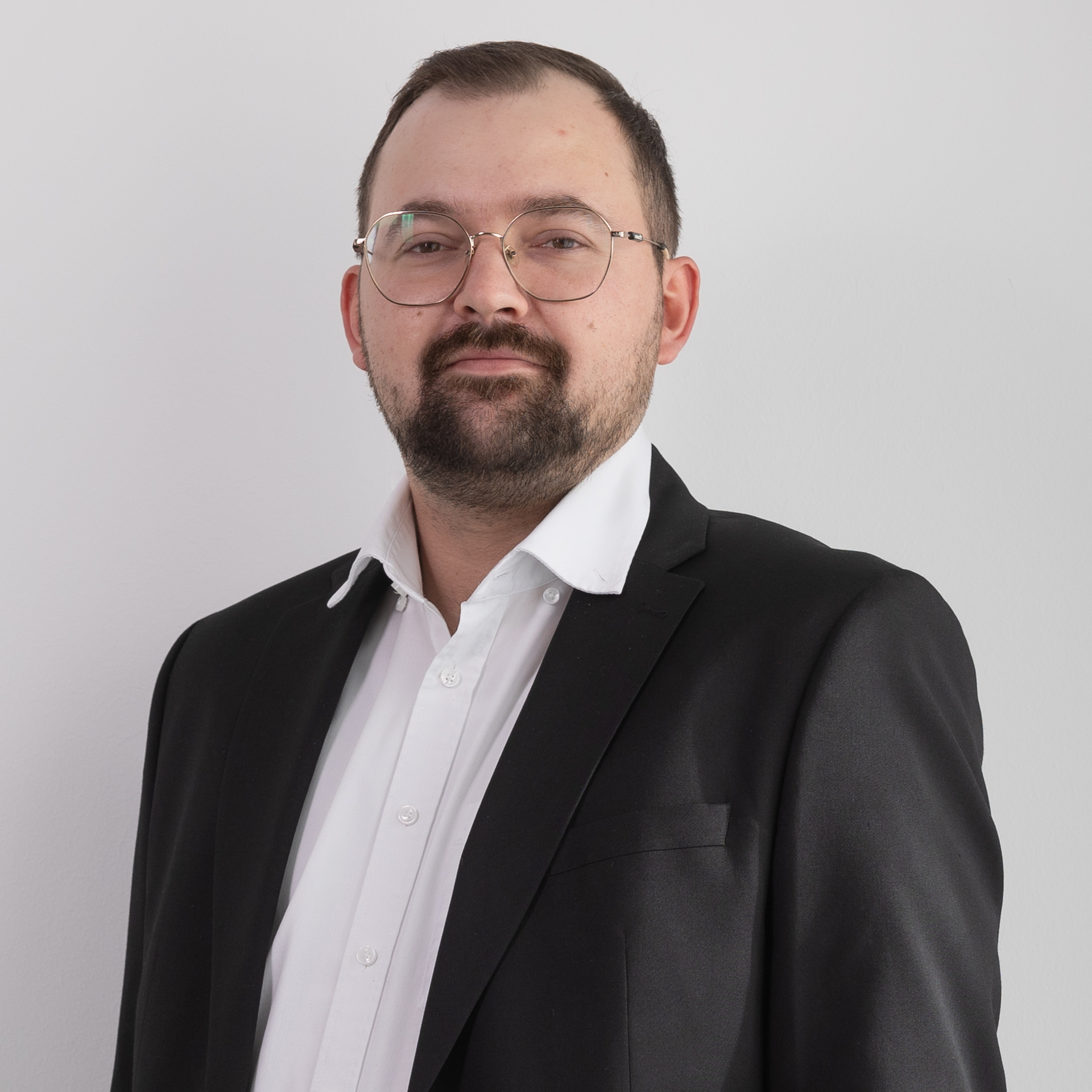 Mitarbeiter-Lukas-Schütz